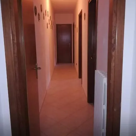 Bed and Breakfast 45 Giri Μπρίντιζι
